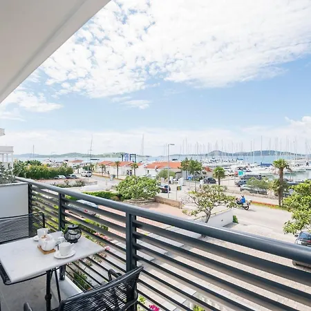 Apartments And Rooms Mare Vodice Exterior photo