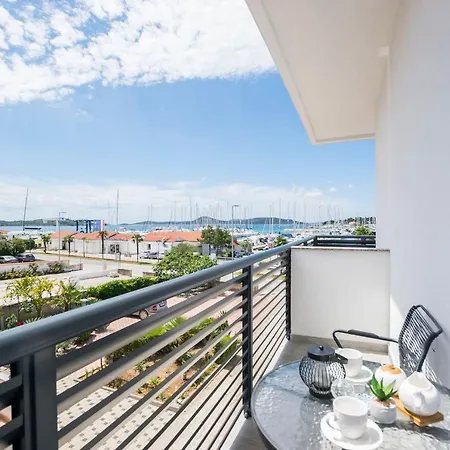 Apartments And Rooms Mare Vodice Exterior photo