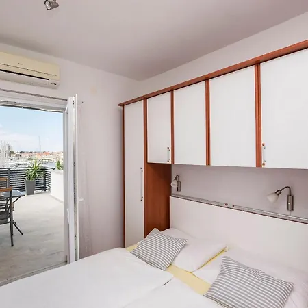 Apartments And Rooms Mare Vodice Exterior photo