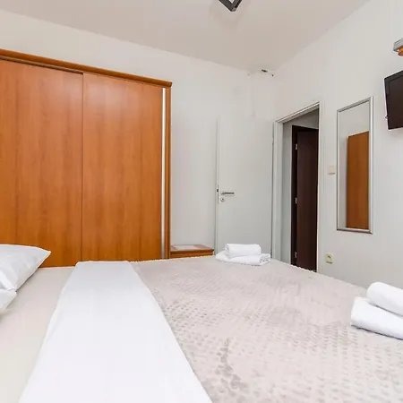 Apartments And Rooms Mare Vodice Exterior photo