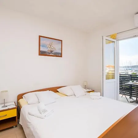 Apartments And Rooms Mare Vodice Exterior photo