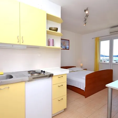 Apartments And Rooms Mare Vodice Exterior photo