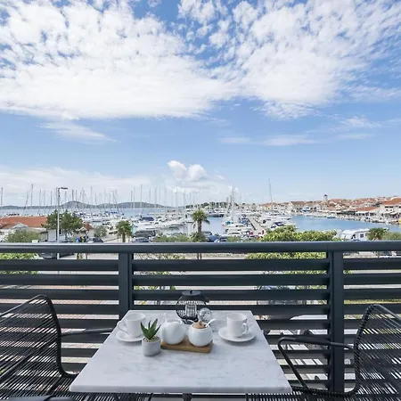 Apartments And Rooms Mare Vodice Exterior photo