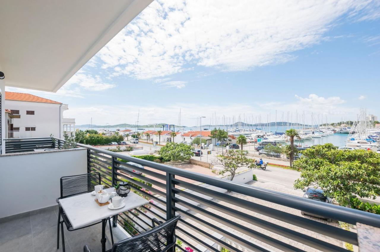 And Mara * Vodice