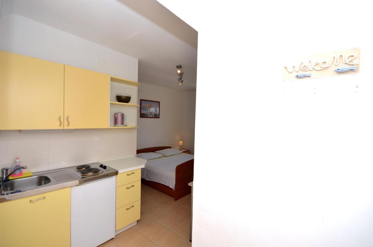 Apartment And Mara